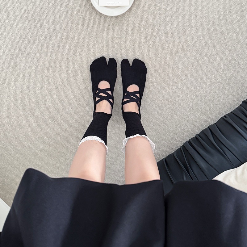 Kaus Kaki Yoga dengan Hiasan R - Toe Sock Split ulasan dan harga