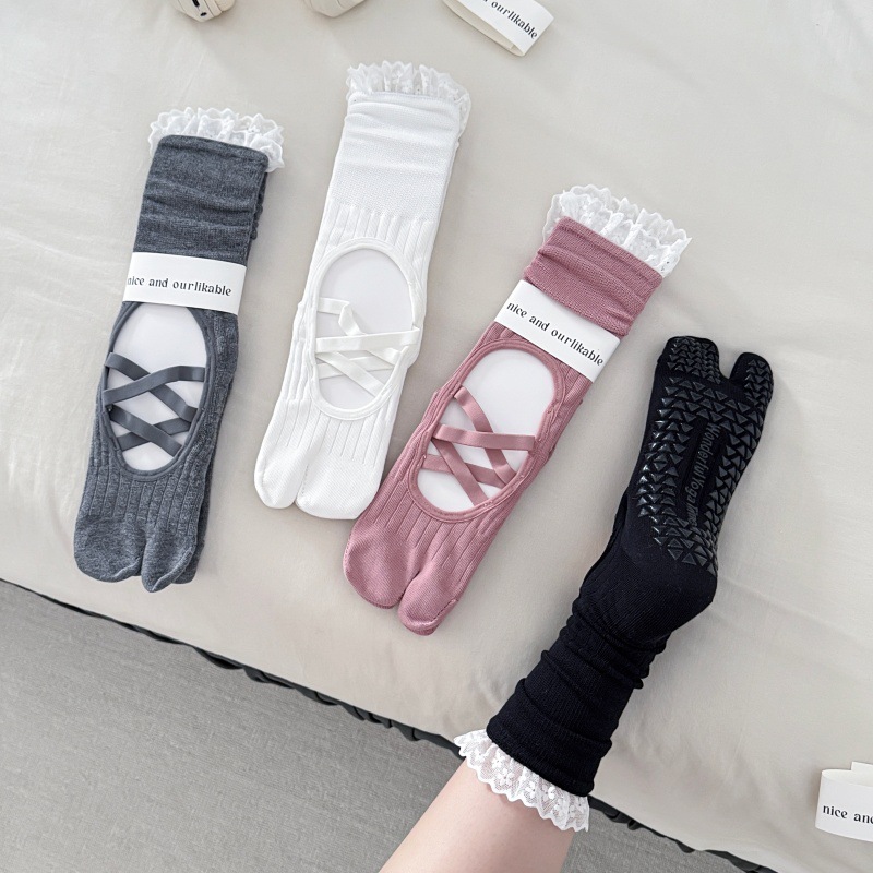 Kaus Kaki Yoga dengan Hiasan R - Toe Sock Split ulasan dan harga